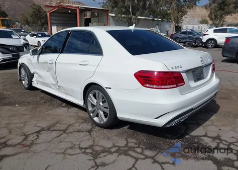 2014 Mercedes-Benz E 350 из США, поврежденный, VIN WDDHF5KB5EA787435